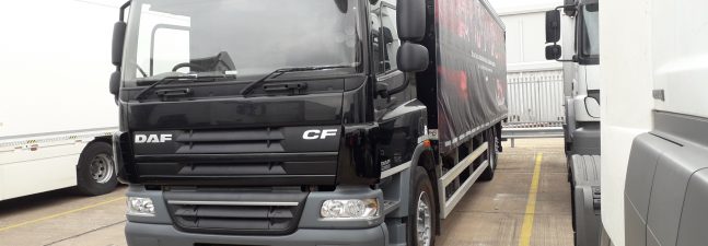 Curtainsider Trucks in Edinburgh