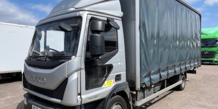 7.5T Iveco Curtainsider