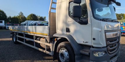 2020 DAF 18 Ton Dropside truck