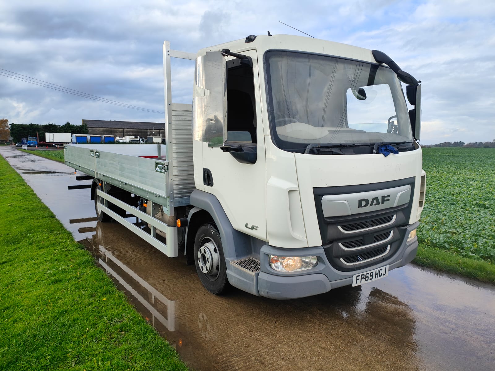 2019 DAF LF 7.5T Scaffold Truck